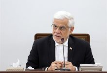 عارف: دولت نظر مردم درباره مصوبه بنزین را اخذ می‌کند