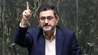 نماینده مجلس: دود موتورهای صوتی افشاگری ها، جمهوری اسلامی را خفه کرده است!