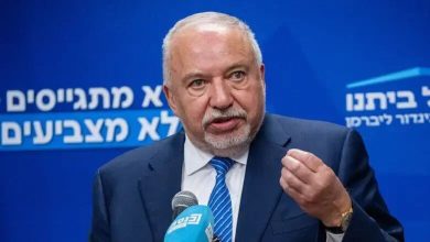 وزیر جنگ پیشین رژیم صهیونیستی: نتانیاهو همه چیز را در یک معامله شخصی می‌فروشد