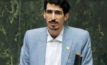 ماجرای خرید یک میلیارد تومان بنزین با یک کارت بانکی/ افشاگری نماینده مجلس از قاچاق و پولشویی در جایگاه‌های سوخت