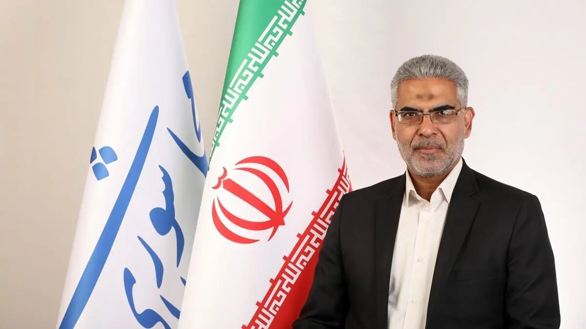 عضو کمیسیون اقتصادی مجلس: چرا باید در اهواز کیوسک یک دست فروش به خاطر قانون، خراب شود اما در مجلس در برابر قانون شکن فرش قرمز پهن می شود؟!