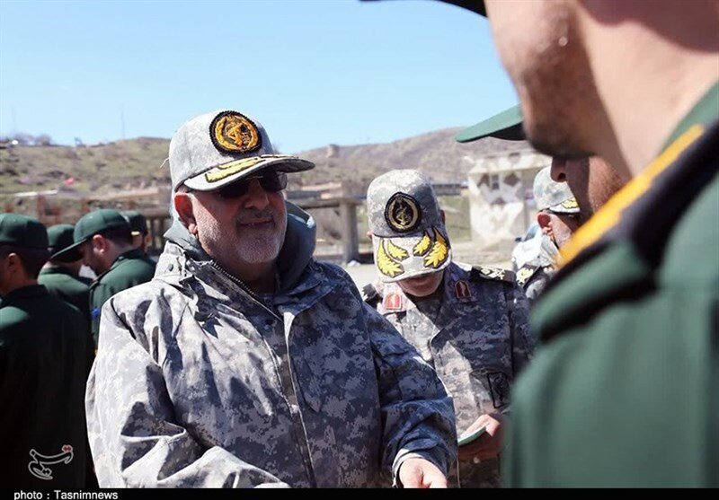 تصویری از بازدید فرماندهان ارشد سپاه از پالایشگاه مهر خلیج فارس/ کدام فرماندهان در بازدید حضور داشتند؟