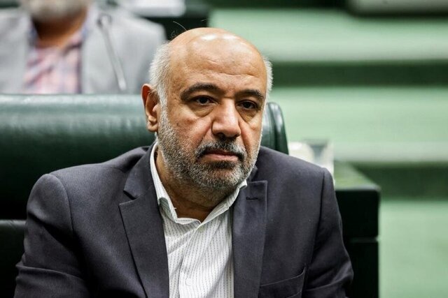 استیضاح برای وزیر رفاهِ ۳۰ میلیون تومانی/ انتصابات فامیلی و سیاسیکاری «میدری» روی میز هیئترئیسه مجلس رفت