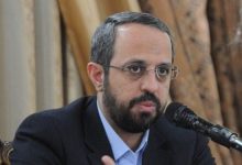 ادعای دستیار قالیباف درباره انتقاد عراقچی از مواضع ظریف و روحانی در جلسه‌ای خصوصی