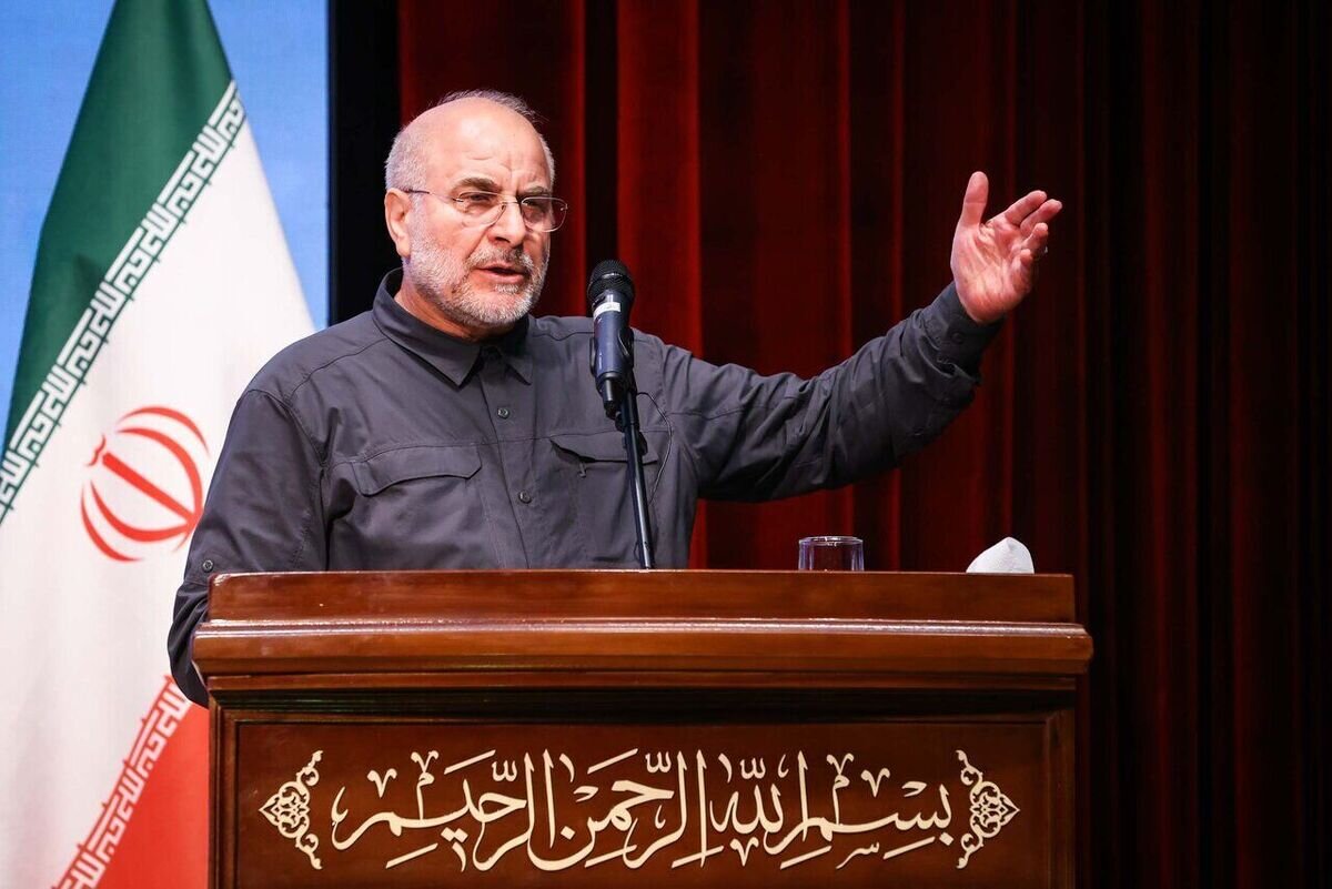 قالیباف: پمپاژ ناامیدی و خود تحقیری، سلاح مرگبار استکبار است/ امروز دشمنان در رسانه ها و فضای مجازی توطئه چینی میکنند