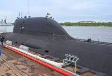 زیردریایی هسته‌ای سنگین روسیه با قابلیت حمل موشک‌ها و اژدرهای راهبردی به آب انداخته شد