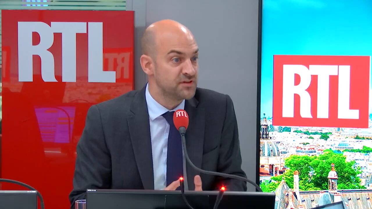 بارو: آزادی اتباع ارتباطی به بحث هسته‌ای ندارد / سوال خبرنگار: عراقچی به شما چه پاسخ داد؟ بارو: اجازه دهید سکوت کنم چون مذاکرات در سکوت پیش رفت