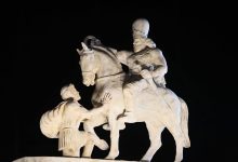 مجسمه تازه میدان انقلاب و چند ایراد