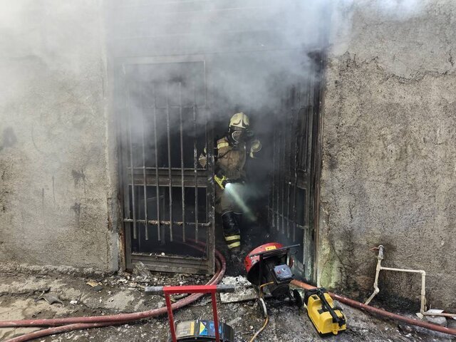 آتش سوزی در جنوب تهران؛ یک نفر جان باخت/ جزئیات