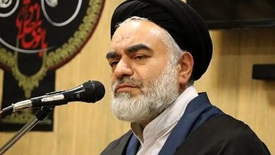 عضو خبرگان رهبری: همنشینی با انسان احمق، زمینه انحراف فکری و رفتاری را ایجاد می‌کند/ یکی از کارآمدترین راه‌های اصلاح جوانان همنشینی با دوستان صالح است