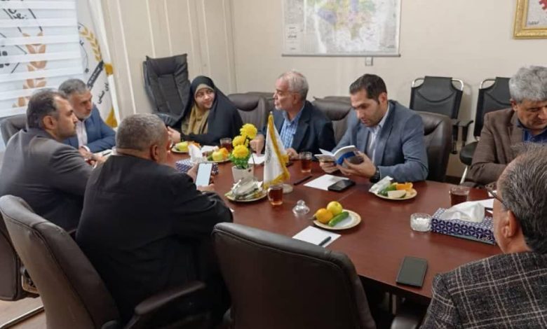 حداقل حقوق باید واقعی باشد؛ مطالبه جدی در دیدار کارگران با نماینده مجلس