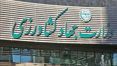 رئیس سازمان بازرسی: بخشی از اخلال در توزیع مایحتاج عمومی، ناشی از عملکرد مسئولان جهاد کشاورزی است/ در مرحله ثبت سفارش کالا، نظارت کافی از سوی آن‌ها صورت نگرفته/ آمار دقیقی در مورد برنج و نهاده‌های دامی هم وجود ندارد/ نظارت کافی بر سامانه بازارگاه نیز دیده نمی‌شود؛ به همین علت برخی از واردکنندگان اقدام به خالی فروشی می‌کنند