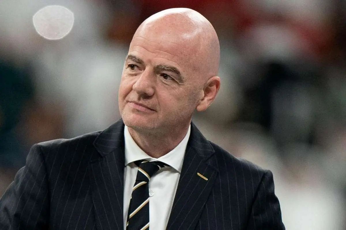 واکنش رئیس فیفا به حضور بانوان در ورزشگاه مشهد: از این اتفاق بسیار خرسند شدم/ امیدوارم این روند مثبت در ایران ادامه پیدا کند