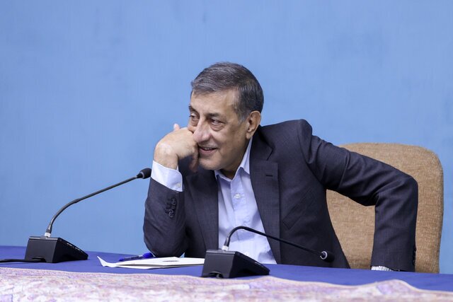 معاون اجرایی رئیسجمهور: بیشتر مردم دغدغه سیاسی ندارند؛ مردم نان، گوشت و برنج میخواهند / ناترازیها در حوزههای برق و آب، فشارهای خارجی و برخی تحولات بینالمللی بر اقتصاد اثر گذاشته است