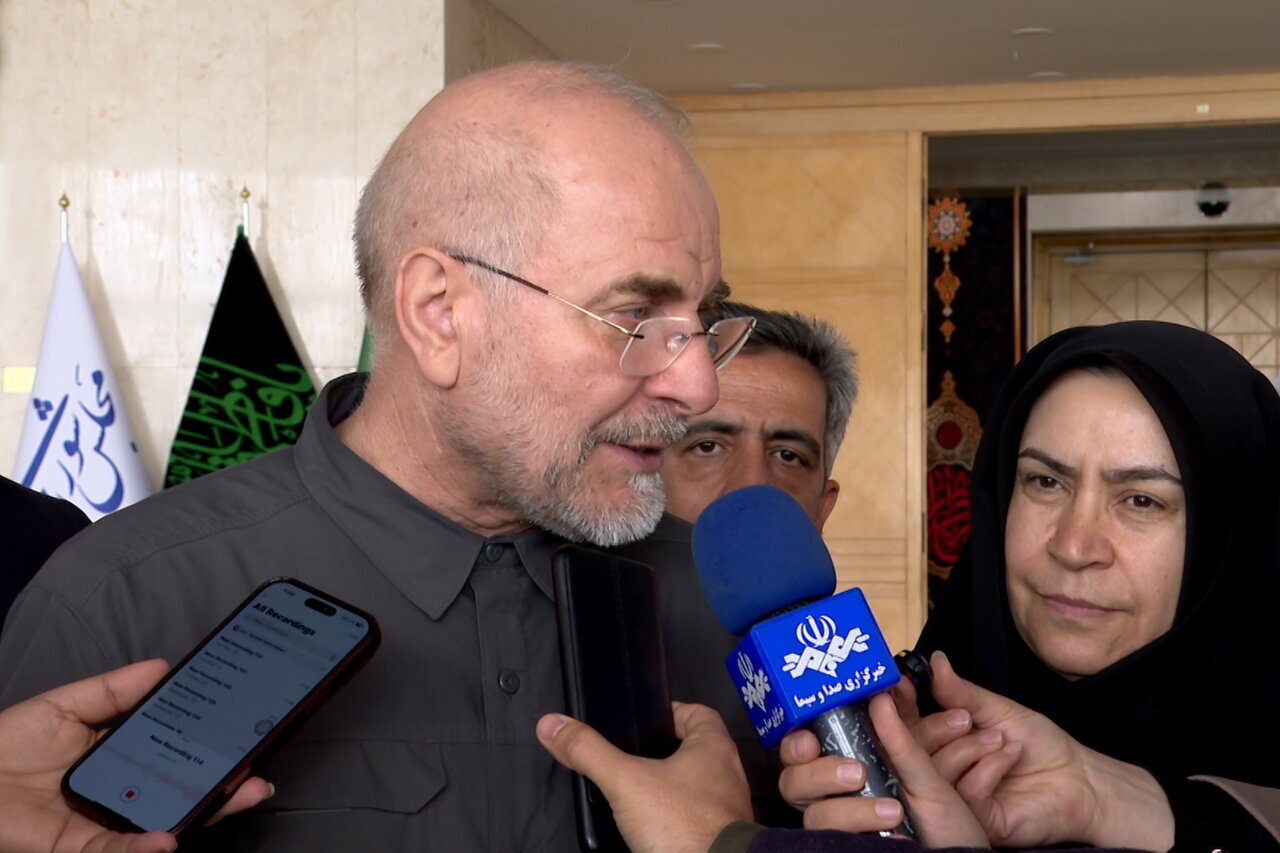 قالیباف: دولت تا دی ماه فرصت دارد تا بودجه سال ۱۴۰۵ را به مجلس ارائه دهد / مجلس تا پایان آبان‌ماه جمع‌بندی نهایی از اشکالات در اجرای برنامه هفتم را به دولت ارائه می‌کند