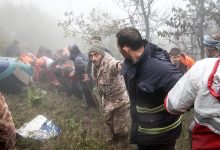 جزئیات سقوط بالگرد مرحوم رئیسی از زبان غلامحسین اسماعیلی: در نقطه سقوط بالگرد فقط هفت پیکر پیدا شد / پیکر هشتم، که با فاصله از دیگر پیکر‌ها قرار داشت، پس از جست‌و‌جو یافت شد، این پیکر متعلق به شهید آل‌هاشم بود