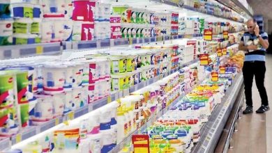 سخنگوی انجمن صنایع لبنی: گران میکنیم، به کسی ربطی ندارد / اگر توانستند مرغ و تخم مرغ را به قیمت قبل بفروشند، لبنیات را هم با تورم قریب ۴۰ درصدی به قیمت قبل میفروشند