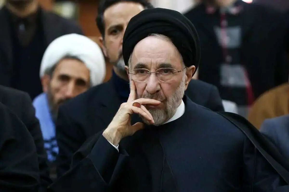 سید محمد خاتمی: تجدید نظر در خط قرمز‌ها به معنی تسلیم در برابر فزون خواهی بیگانه نیست/ از آن‌جا که رئیس‌جمهور وعده حل فیلترینگ را داده، انتظار می‌رود در عملی کردن آن شتاب کند