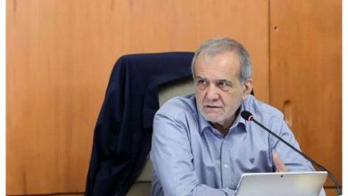 انتقاد پزشکیان از مجلس: بودجه‌ای را تصویب می‌کنند که اصلاً منابع آن وجود ندارد، سپس در برابر مردم گلایه می‌کند که دولت بودجه را اجرا نکرده/ پروژه‌هایی که بدون پشتوانه مالی کلنگ زده شده‌اند، اکنون بر خاک مانده‌اند و ضرر آن را ملت می‌پردازد/ ۷ هزار همت پروژه روی زمین مانده، چون بدون تأمین مالی آغاز شده