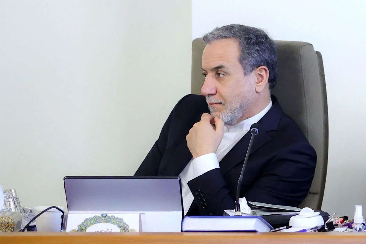 عراقچی: اخیراً هیچ تماس یا تبادلی با «ویتکاف» یا وزیر خارجه آمریکا نداشته‌ام/ مادامی که واشنگتن آماده یک مذاکره واقعی نباشد، ایران عجله‌ای ندارد/ مشکل نبود «اراده واقعی» برای مذاکره در طرف آمریکایی است