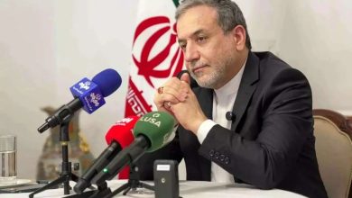 عراقچی: ایران همواره آماده مذاکره بوده/ ما هیچ‌گاه صحنه دیپلماسی را خالی نکردیم، اما مذاکره قواعد خودش را دارد/ اگرچه گفت‌و‌گو با اروپا اکنون در شرایط خوبی نیست، اما همچنان در دستور کار تهران قرار دارد/ منطقه تحمل تنش و درگیری‌های بیشتر را ندارد