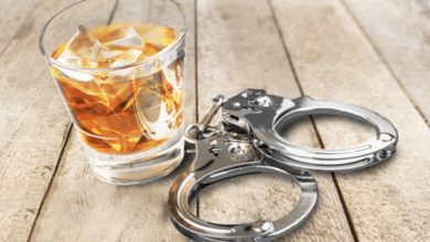 ادعای فارس: بازداشت ۷ بازیگر سرشناس با ۳۸ لیتر مشروب