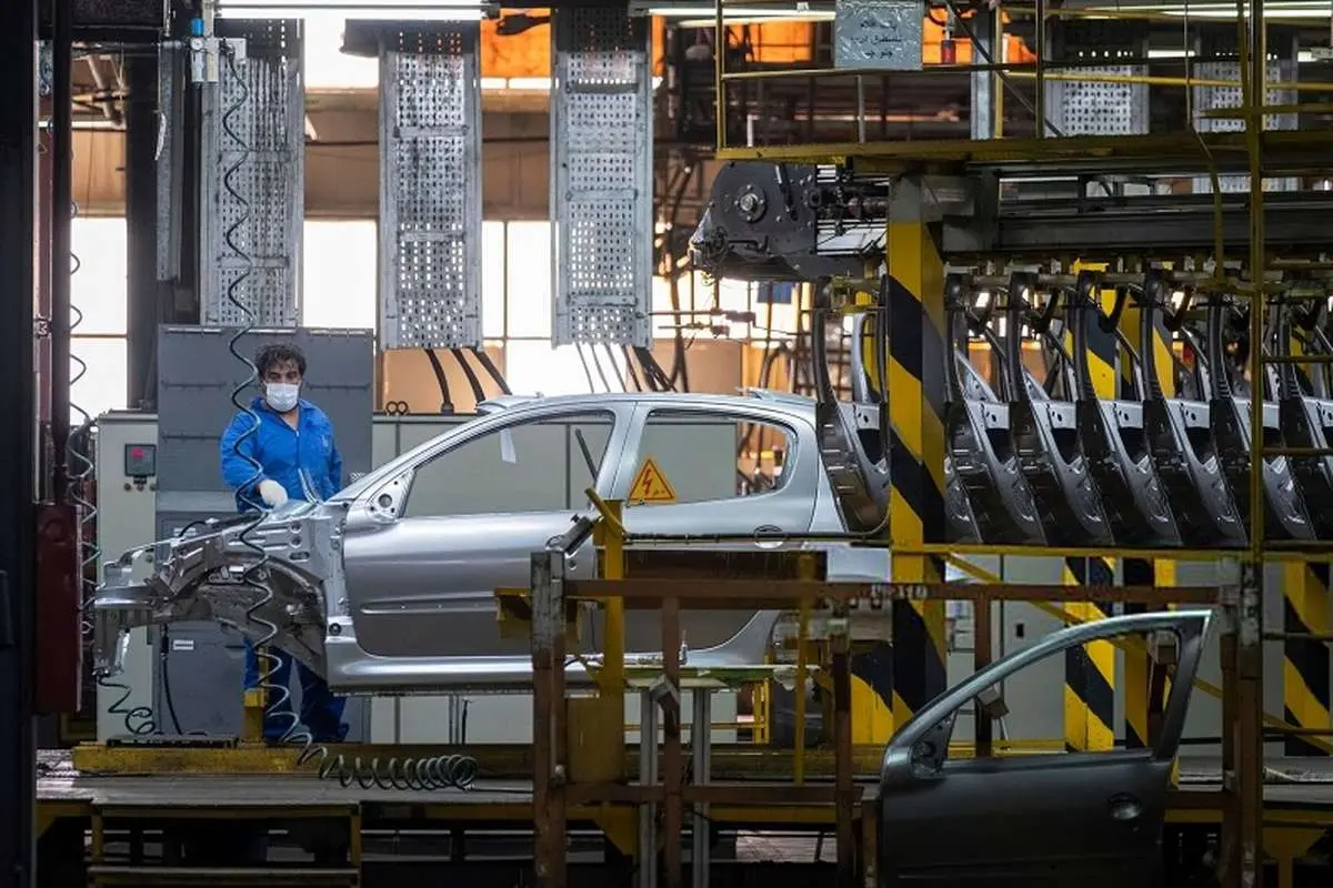 پزشکیان، ایرانخودرو و سایپا را تهدید کرد