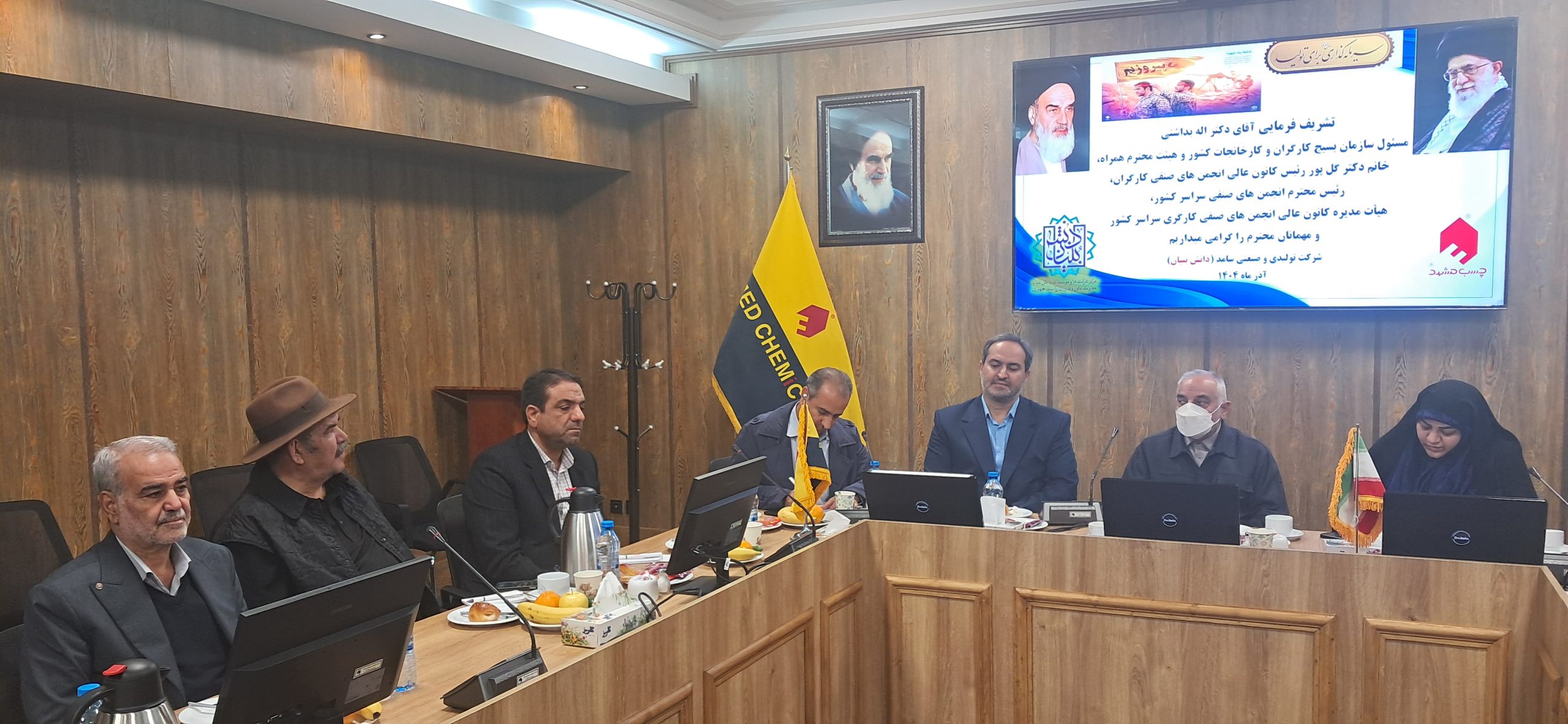 رییس بسیج کارگری و کارخانجات کشور: اقتصاد قوی بدون تولید و کارگران محقق نمی‌شود