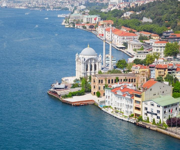آنتالیا یا استانبول؟ | در تور ترکیه کدام شهر را انتخاب می‌کنید؟