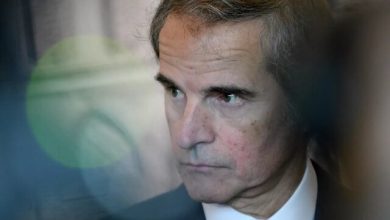 گروسی: ایرانی‌ها [درباره تاسیسات هسته‌ای مورد حمله قرار گرفته] می‌گویند «ایمن نیست؛ شما نمی‌توانید به آن‌جا بروید»، اما در این صورت، شما باید به بازرسان اجازه دهید تایید کنند که واقعا رفتن به آن‌جا غیرممکن است / روسیه نقش مهمی در حل‌وفصل پرونده هسته‌ای ایران دارد