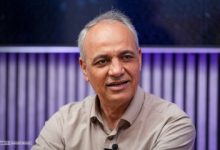 توصیه احمد زیدآبادی به شروین حاجی‌پور: خم به ابرو نیاور/ بازی سیاست در ایران هرگز تمیز نبوده و حالا به نهایت کثافت و بی‌رحمی خود رسیده است!