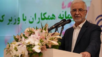 هشدار وزیر کشور درباره کاهش جمعیت در ایران؛ تا سال ۱۴۸۰ جمعیت به زیر ۴۰ میلیون نفر میرسد/عوامل اقتصادی و معیشتی بر فرزندآوری اثرگذار هستند اما.