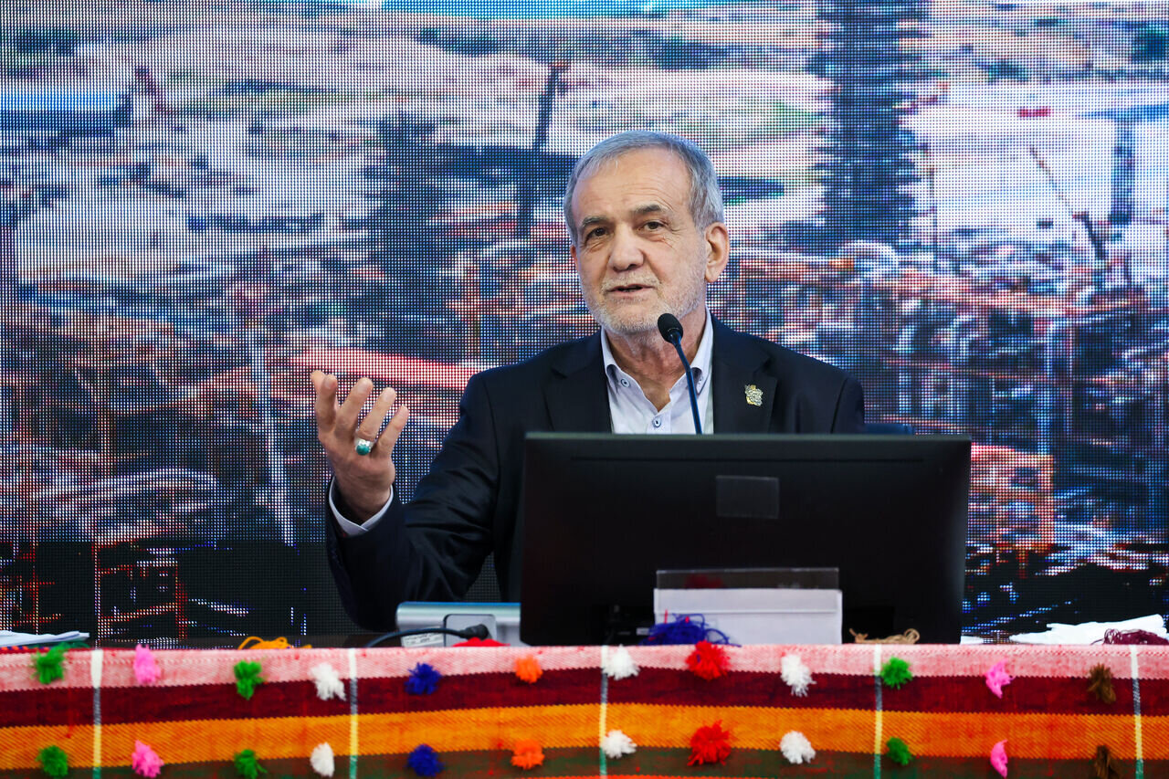 پزشکیان:ما وارث ناترازی هستیم نه عامل آن/ هر خودرو ماهانه نزدیک به هشت تا ۹ میلیون تومان سهمیه میگیرد اما...