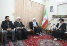 رییس جامعه مدرسین: روحانیون نباید خود را از نظام جدا کنند/ روحانیت نماد نظام اسلامی است/ روحانیت به‌عنوان دیده‌بان بیدار، در مواقع لازم هشدار دهند