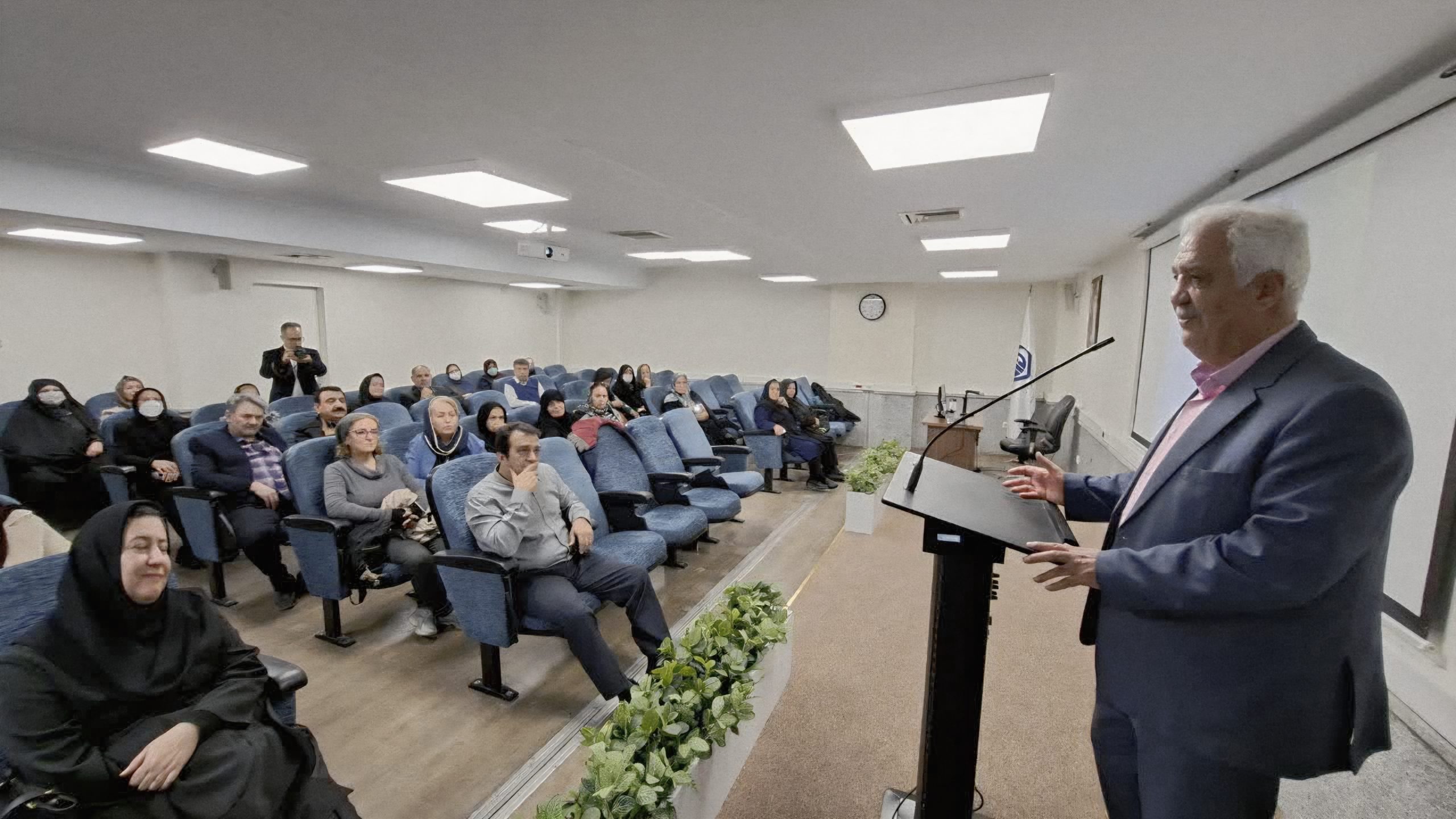 برگزاری نخستین دوره آموزشی ارتقا سطح سواد سلامت با استقبال بازنشستگان تامین اجتماعی