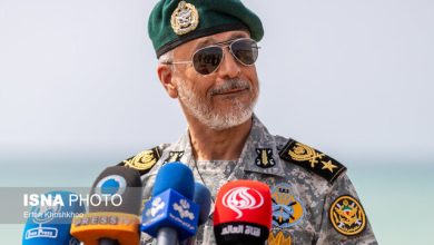 دریادار سیاری: ناوشکن جماران نمادی از خودکفایی کشور است