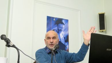 فرشاد مومنی در بیمارستان بستری شد / علت: آلودگی هوا