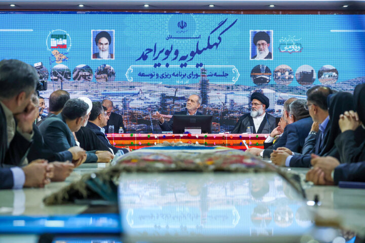 نیت خدمت به مردم را نداشتم، یک روز هم در این مسئولیت نمی‌ماندم/ مدیران نباید تصور کنند آقابالاسر مردم هستند؛ مدیر یعنی خادم