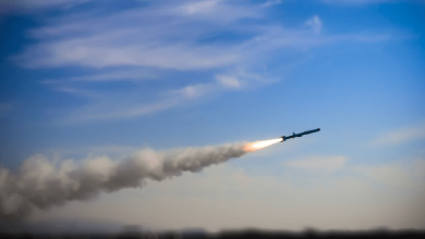 شلیک موشکهای بالستیک و کروز بردِ بلند در رزمایش نیروی دریایی سپاه