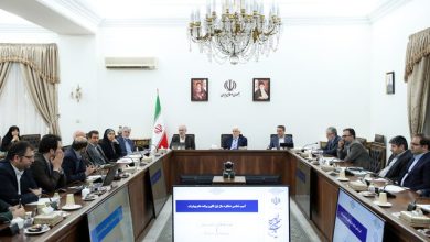 عارف: دولت به اجرای برنامه هفتم پیشرفت باور دارد