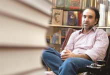 روند درمانی رضا امیرخانی؛ یکی از دوستان امیرخانی: از نقطه اوج التهاب مغزی بدون آسیب ثانویه جدی عبور کرده ایم