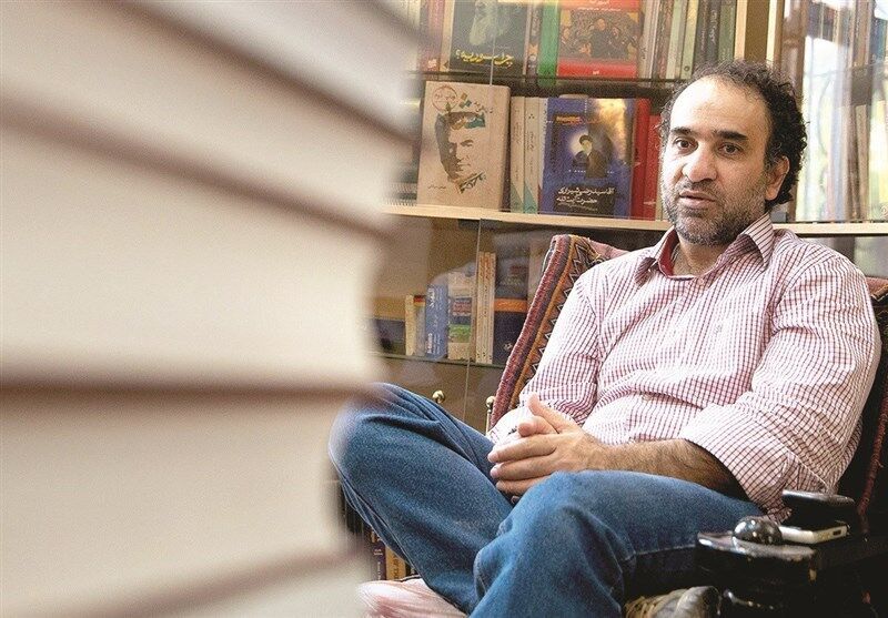 روند درمانی رضا امیرخانی؛ یکی از دوستان امیرخانی: از نقطه اوج التهاب مغزی بدون آسیب ثانویه جدی عبور کرده ایم