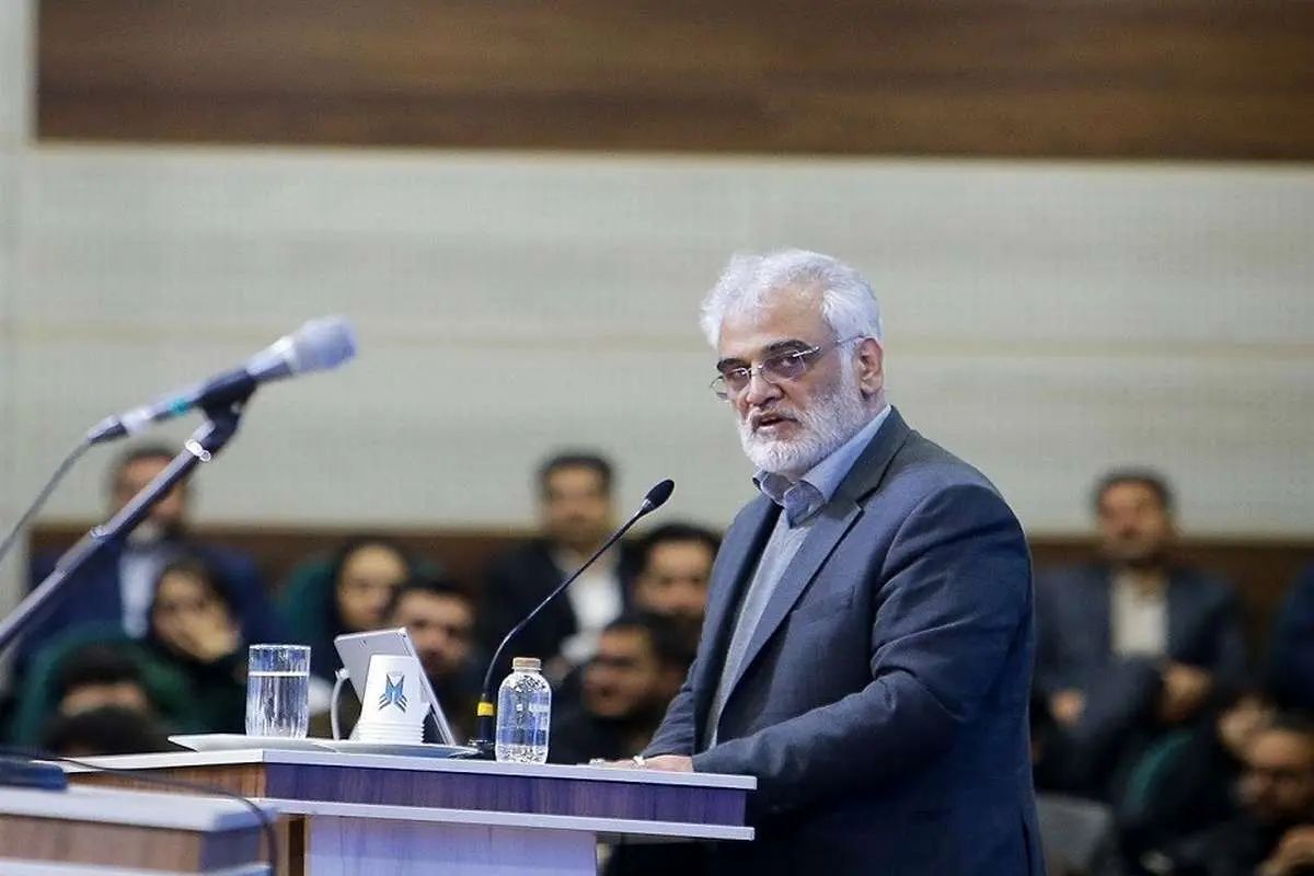 فرزند شهید طهرانچی: در شب حمله اسرائیل به منزل پدرم در جنگ ۱۲ روزه، سه تن از همسایهها نیز به علت شدت موج انفجار، به بیرون پرتاب شده بودند/ یک سری اتهامات قدیمی دستاویز اسرائیل شد تا این دانشمندان را هدف قرار دهد