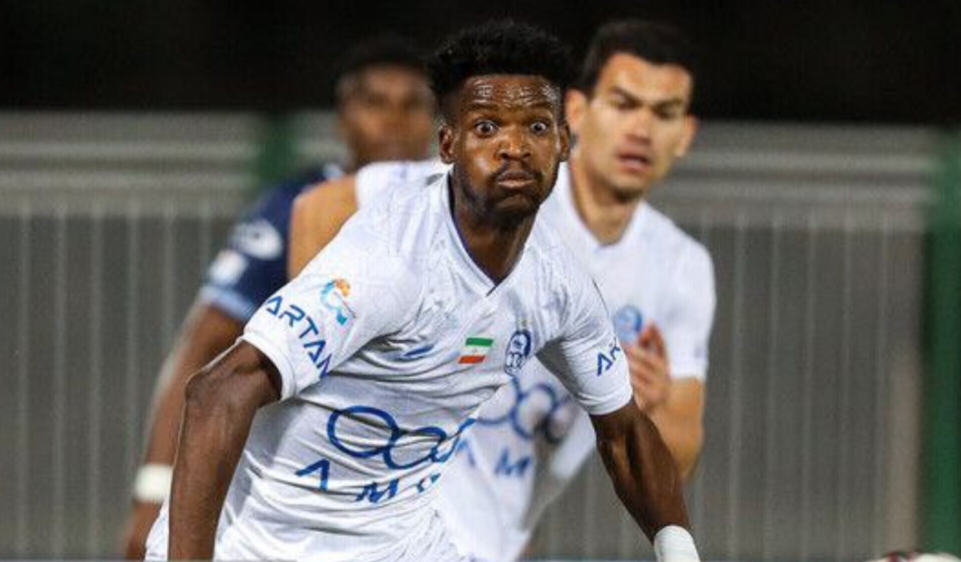 اندونگ با استقلال فسخ کرد