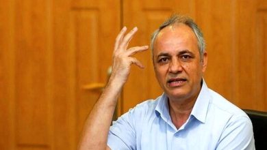 زیدآبادی: وقتی با مسئولان گفت‌و‌گو می‌کنیم درمی‌یابیم که گویی در جهانی دیگر به سر می‌برند / کشور در وضعیت تعلیق و بلاتکلیفی است