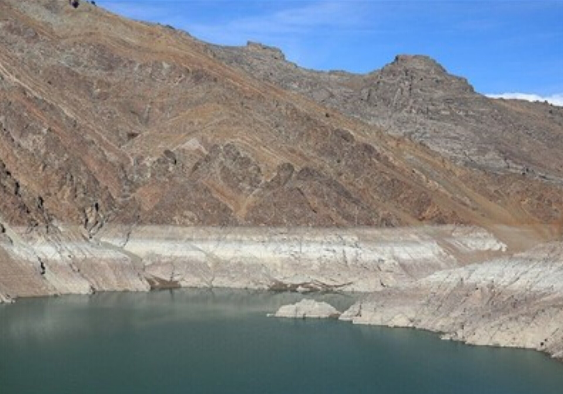 بیش از ۹۷ درصد از حجم مخزن سد کرج، خالی شد/ برابری میزان خروجی آب این سد با ورودی لحظهای