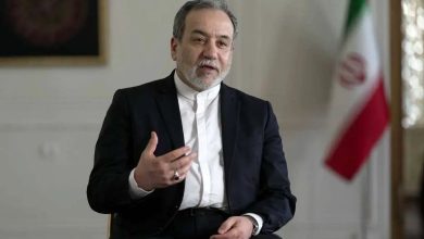 واکنش عراقچی به اظهارات نماینده آمریکا در سازمان ملل: «دست دراز کردن برای دیپلماسی» به این معنا نیست که بمب‌افکن بفرستید/ به دیپلماسی واقعی روی بیاورید