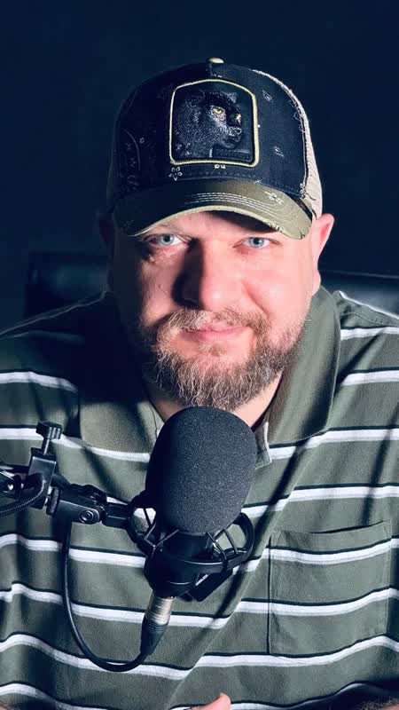 می توان عصر جدیدی را برای هنر دوبله ایران به وجود آورد/ پلتفرمهای داخلی فرصت بزرگی برای هنر دوبله ایران هستند