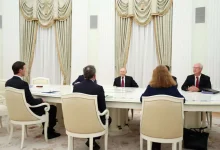 اوشاکوف: محتوای مذاکرات پوتین-ویتکاف را فاش نمی‌کنیم