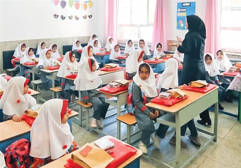 حضوری شدن مدارس تهران فردا مشخص میشود